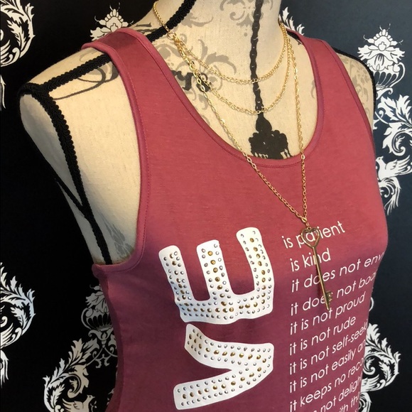 🍀 NWT! Pretty Love Tank W/Heart Key Necklace! - Picture 2 of 7